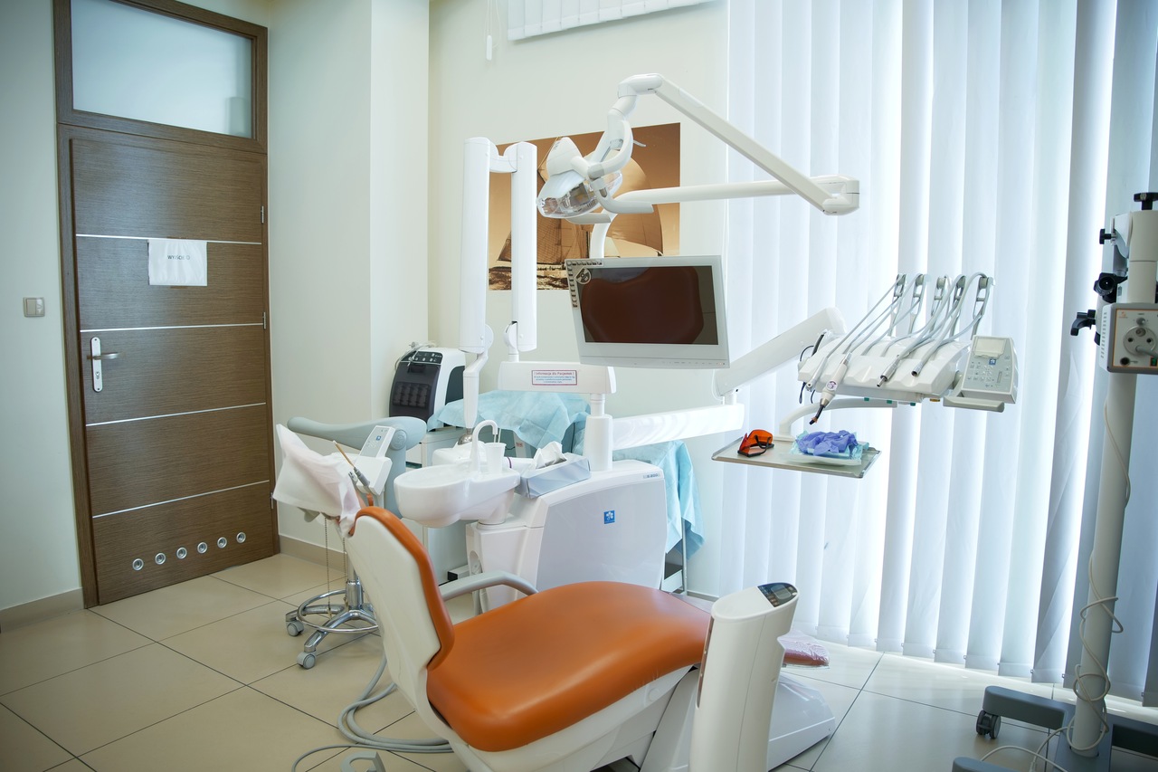 dentysta prywatnie gdynia